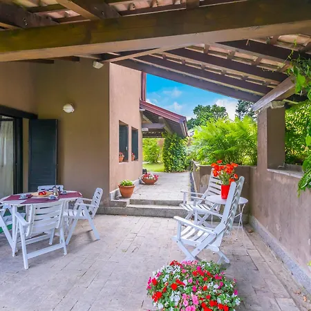 Residenza La Parusciola Pool And Relax - Happy Rentals