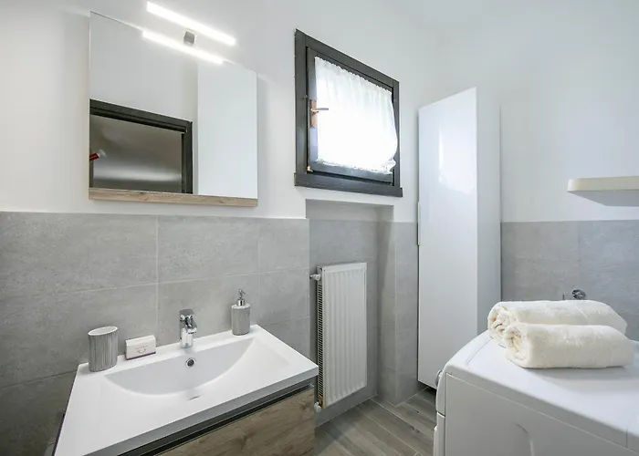 펜션 Residenza La Parusciola Pool And Relax - Happy