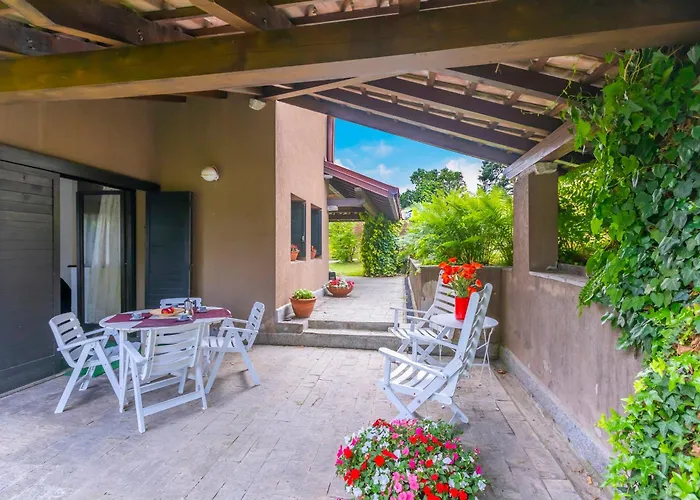 Residenza La Parusciola Pool And Relax - Happy